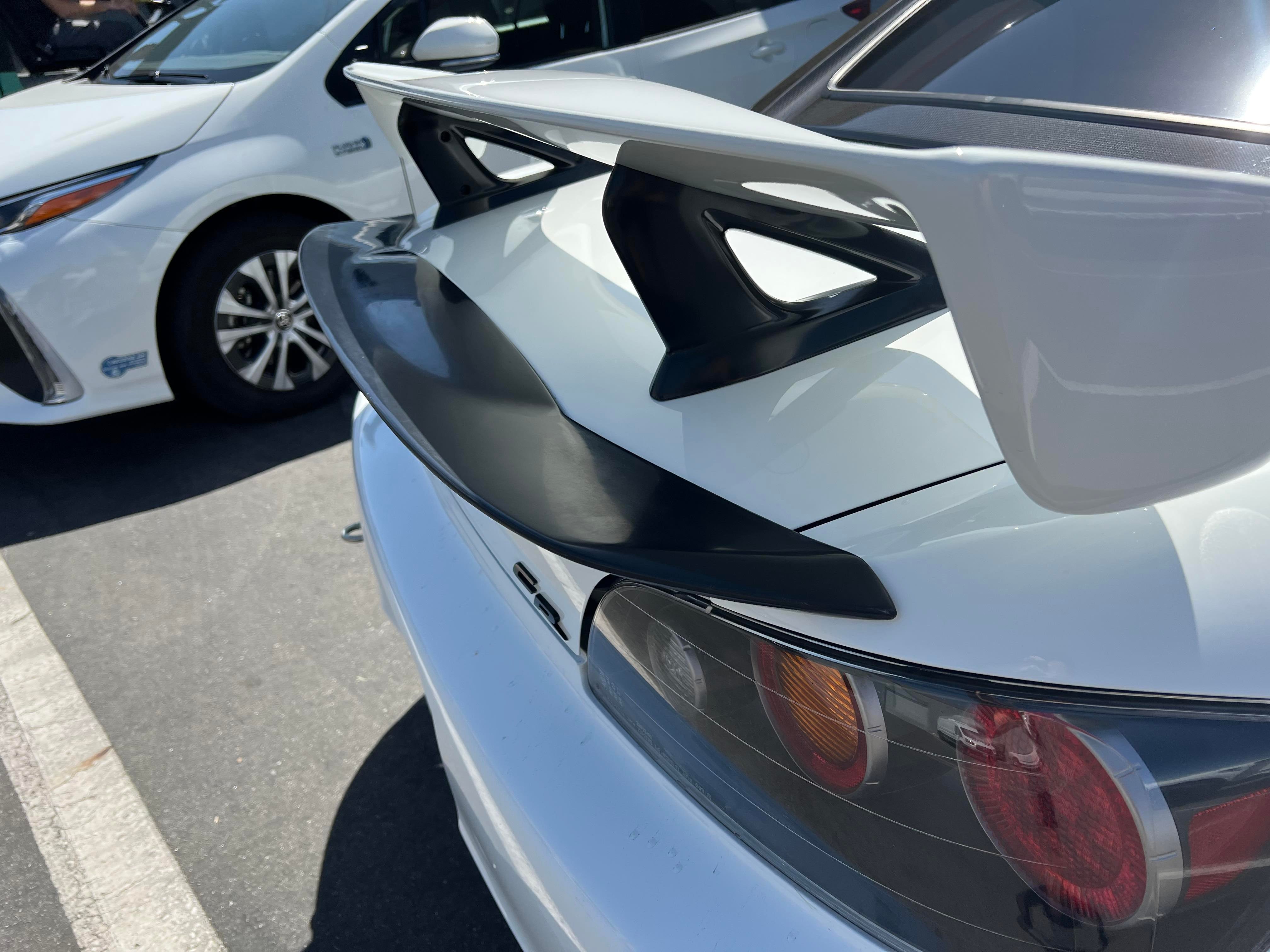 RG-O Trunk End Spoiler Lip