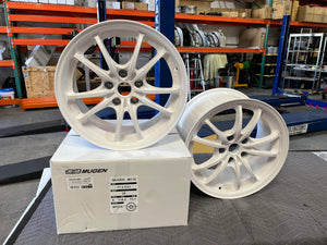 Mugen MC10 Wheel - 17x9.0 / Offset +38 / 5x114.3 (White)