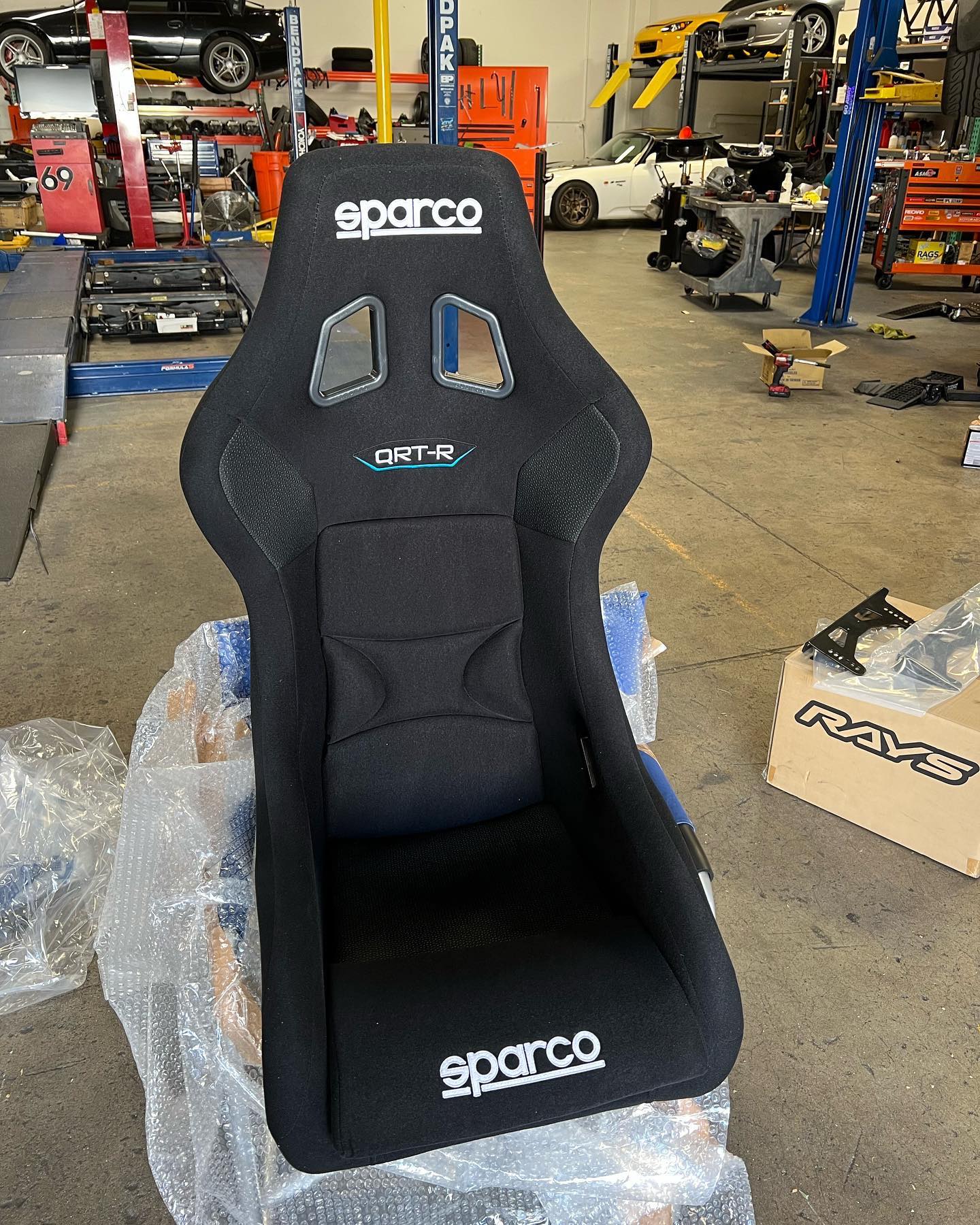 Sparco QRT-R – Formula S